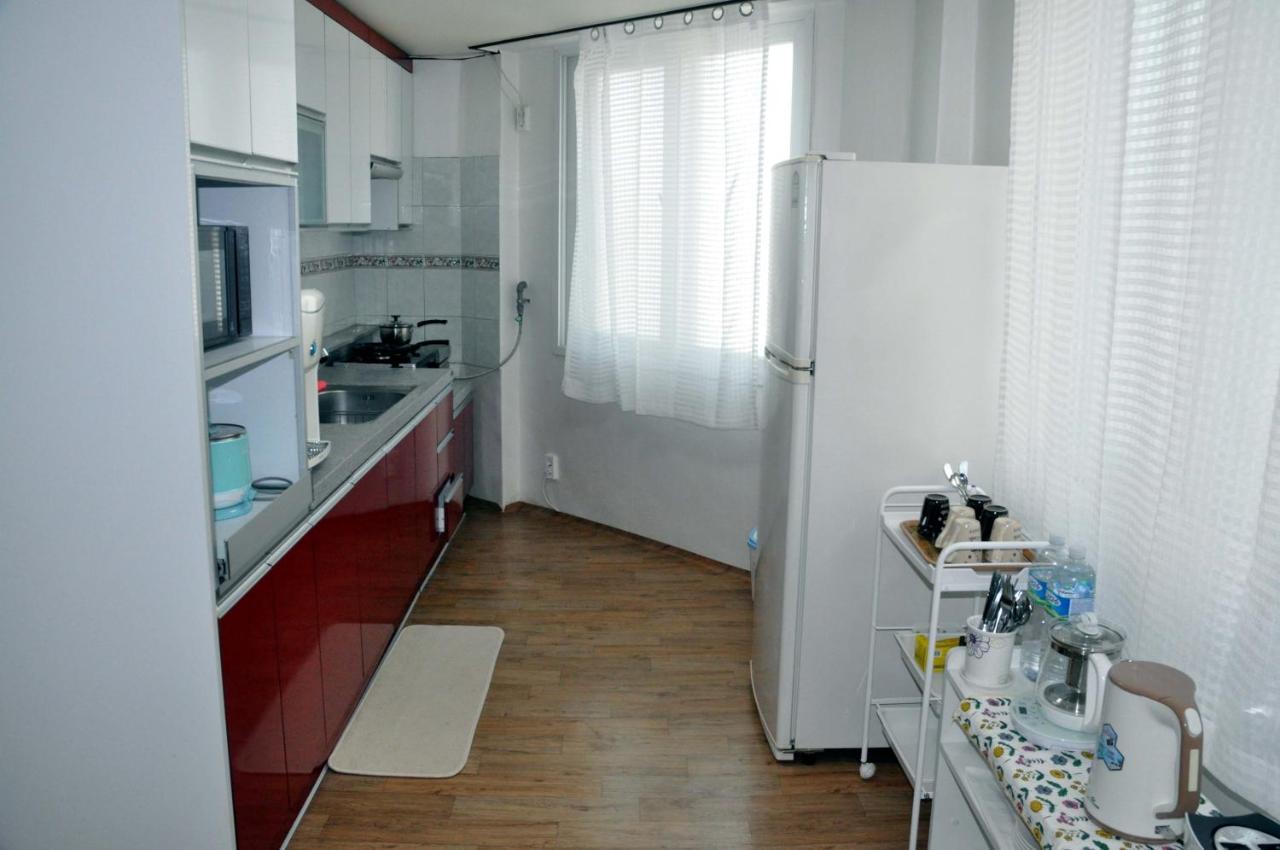 Gwangju Songjeong Station Guesthouse Kvangdzsu Kültér fotó